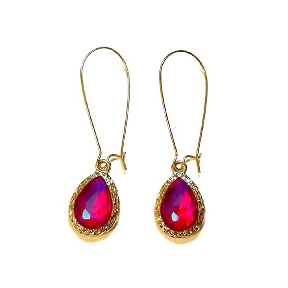 Elegant Gold and Pink Teardrop Earrings